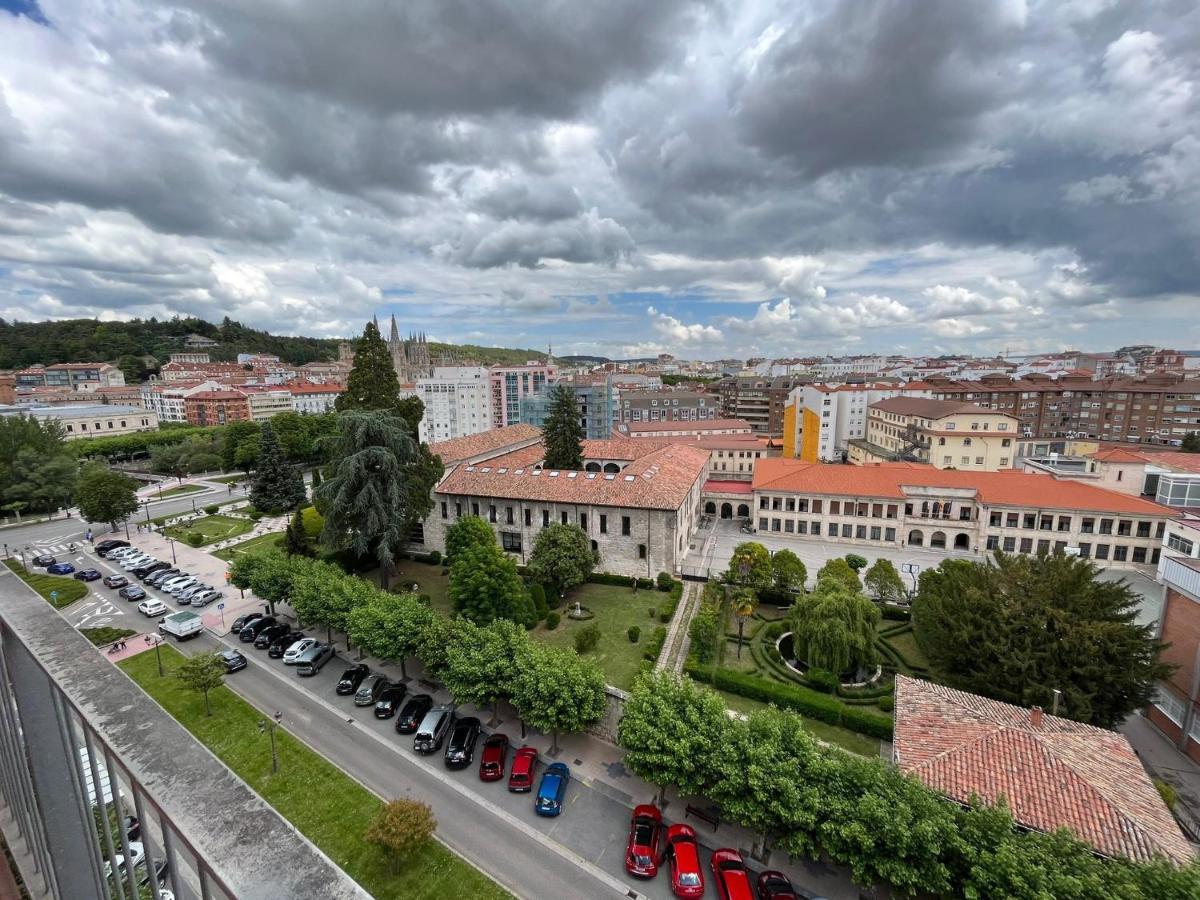 Atuaire Home Gran Apartamento Con Vistas A La Catedral De Burgos Ngoại thất bức ảnh